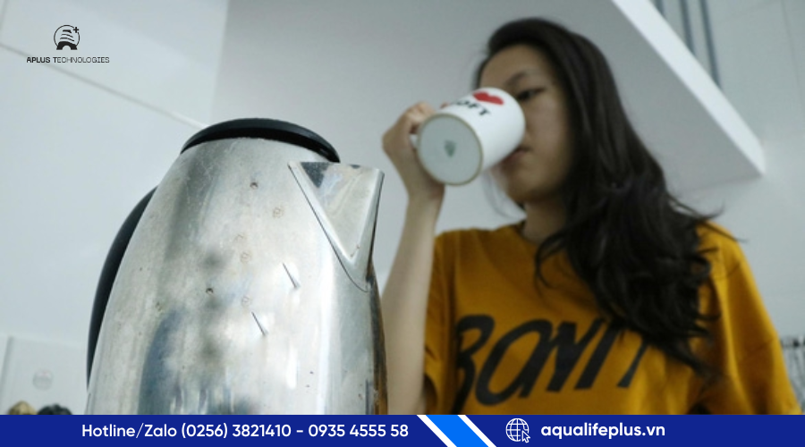 nước đun sôi có tốt hơn nước lọc?